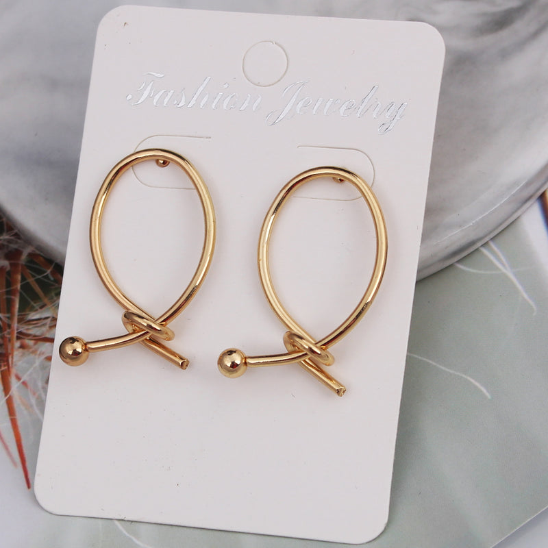 Simple And Fashionable Love Heart-shaped Pure Metal Earrings