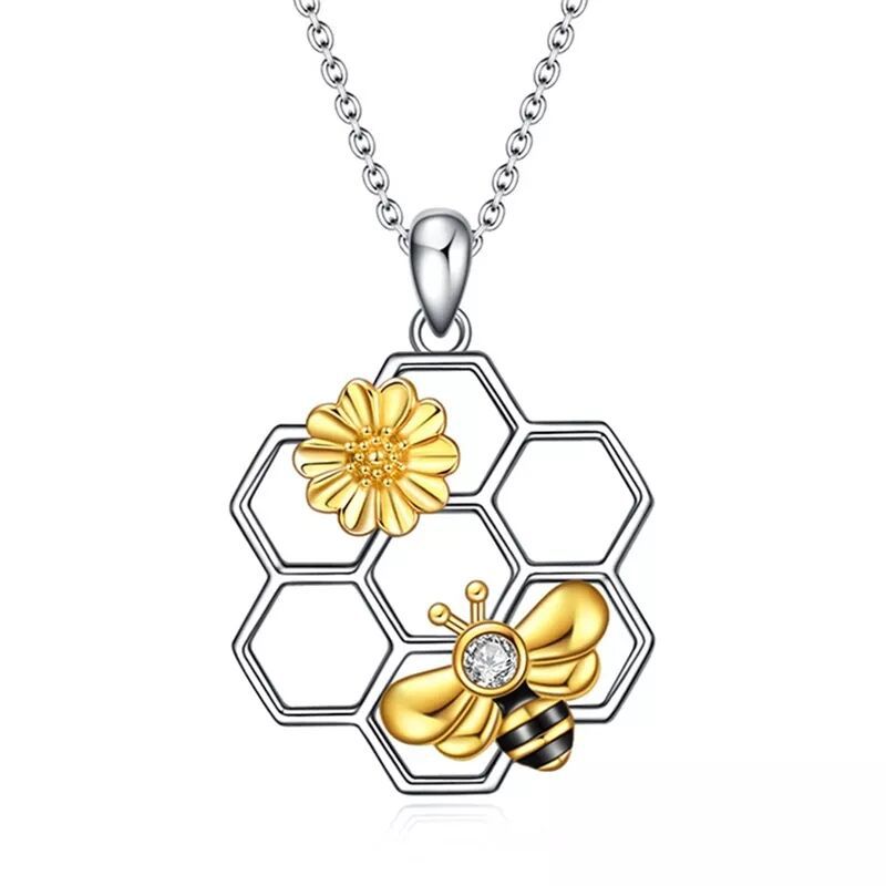 Cold Wind Bee Necklace