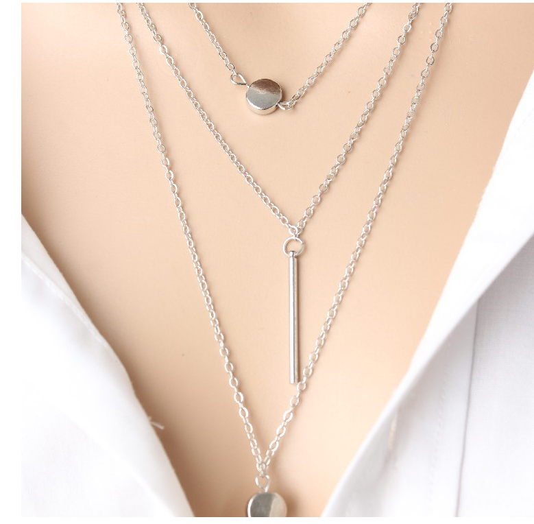 Korean version of the stylish personality of the small dot metal strips of the multi-layer clavicle chain necklace