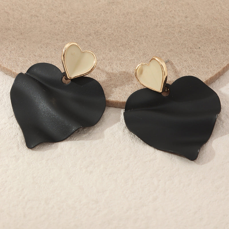 Metal Pleated Love Earrings Ins Trendy Earrings