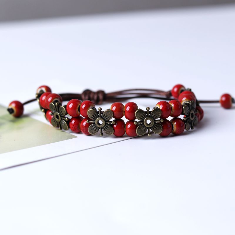 Four-leaf clover hand-woven bead chain