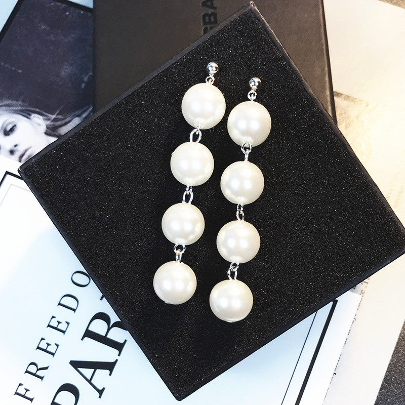 Pearl tassel long earrings