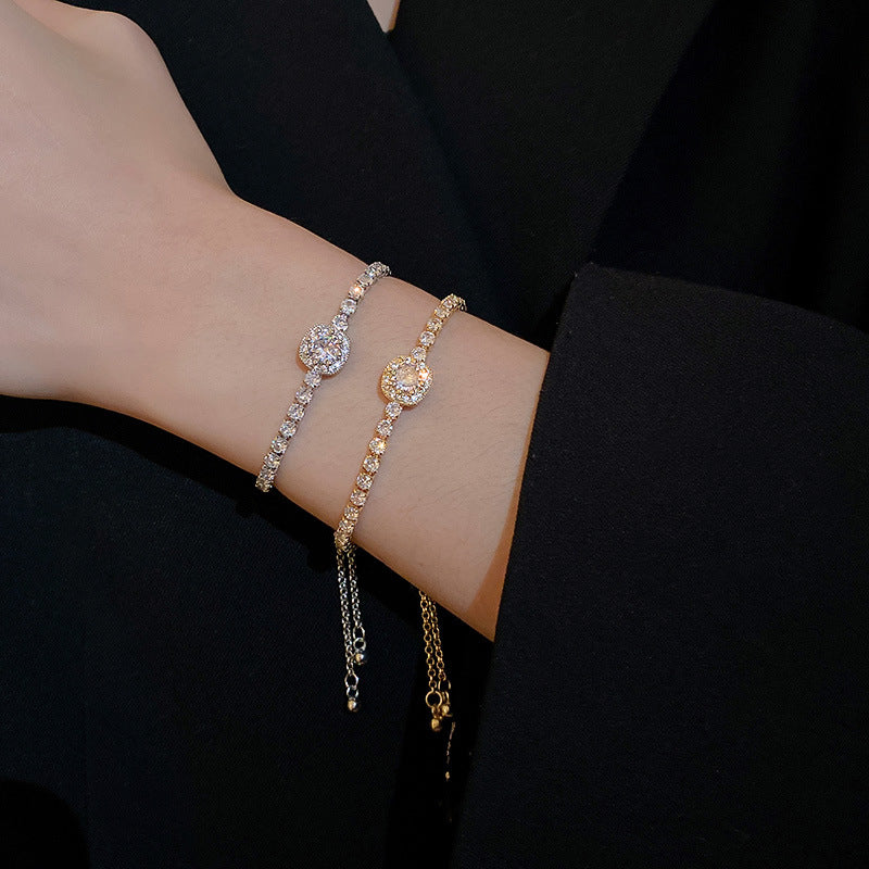 Women's Simple And Light Luxury Square Zircon Adjustable Bracelet