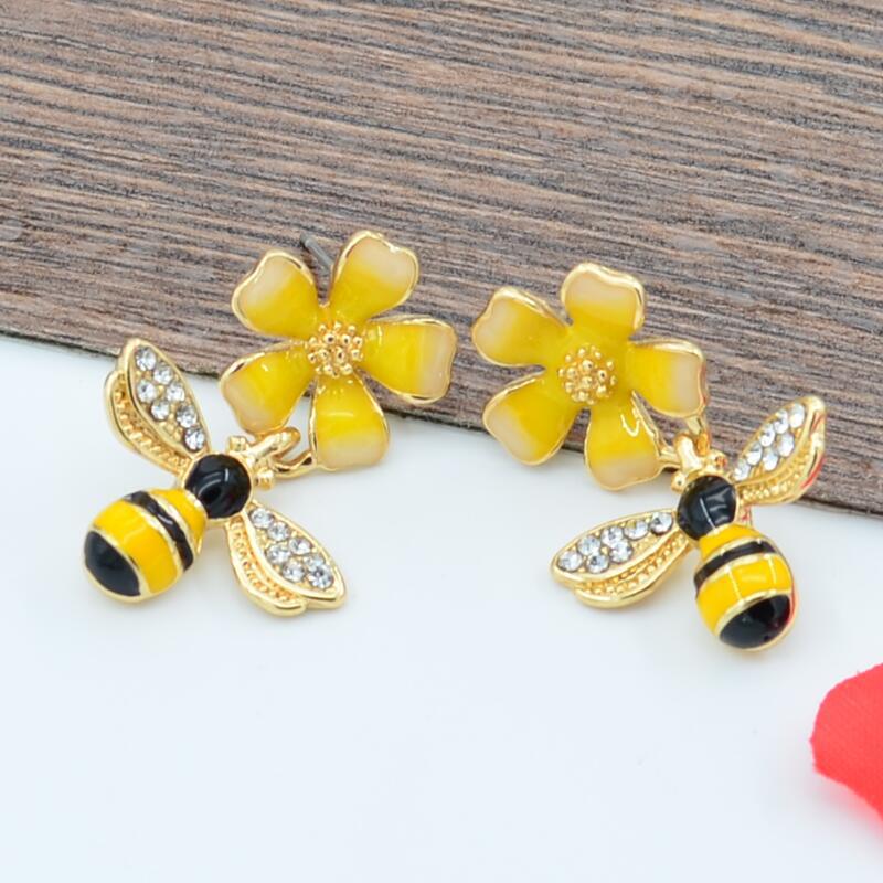 Bee flower oil Earrings