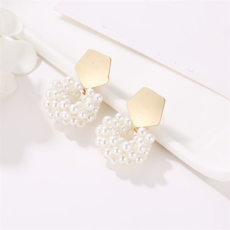 Popular Pearl Earpiece Lovely Geometric Gold Drops