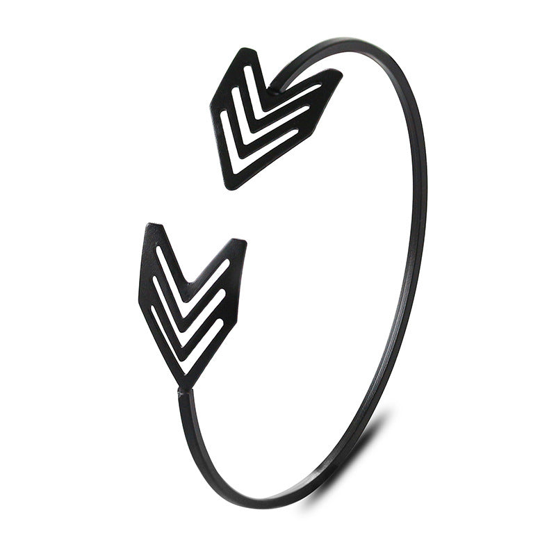 Openwork arrow geometric opening bracelet