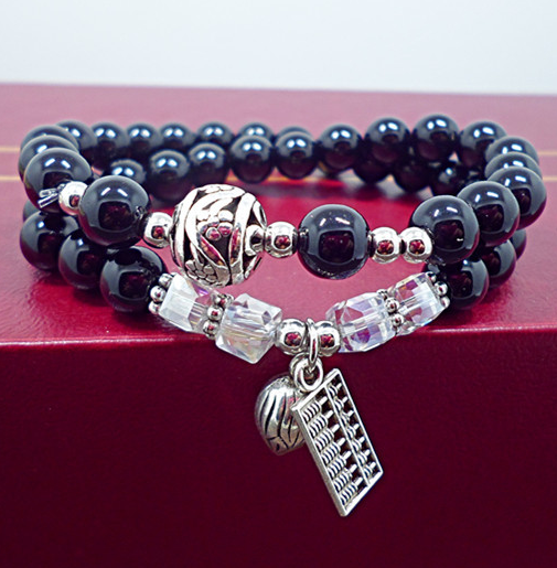 Cute Little Elephant Charm Beaded Bracelet