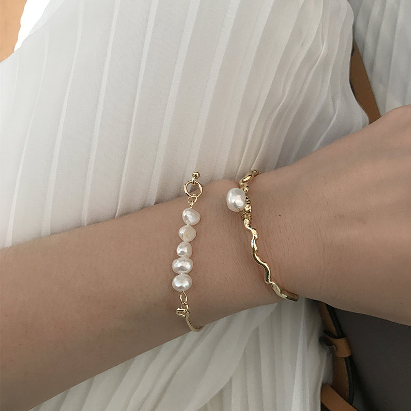 Baroque pearl gentle and simple ladies bracelet
