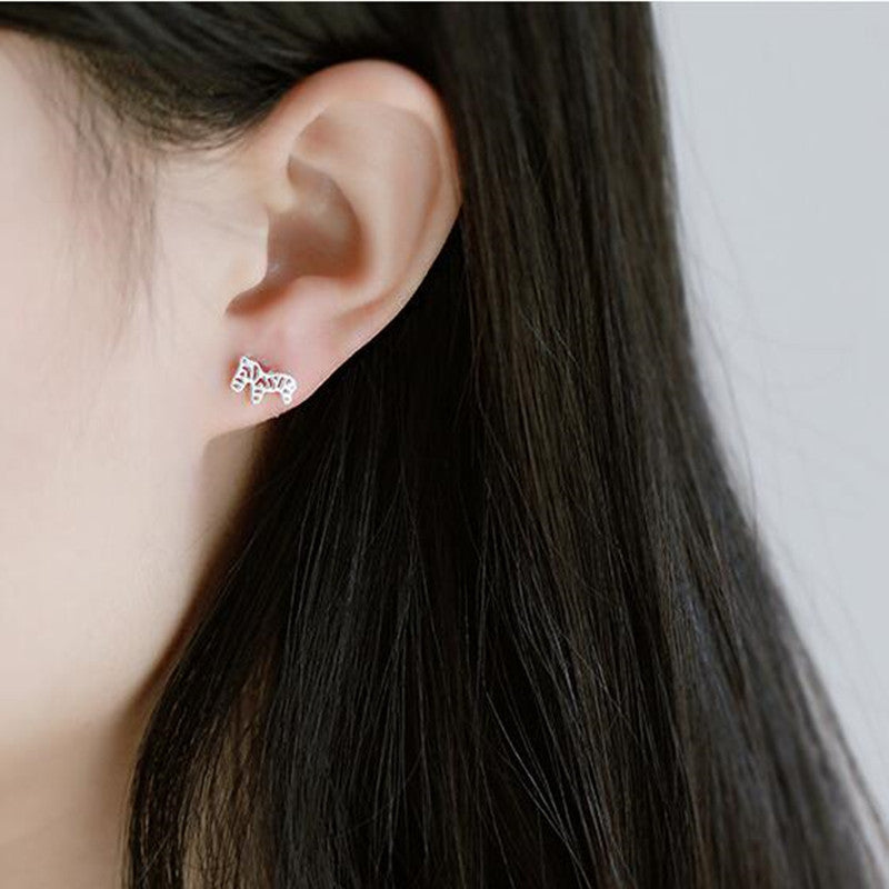 Small zebra ear stud