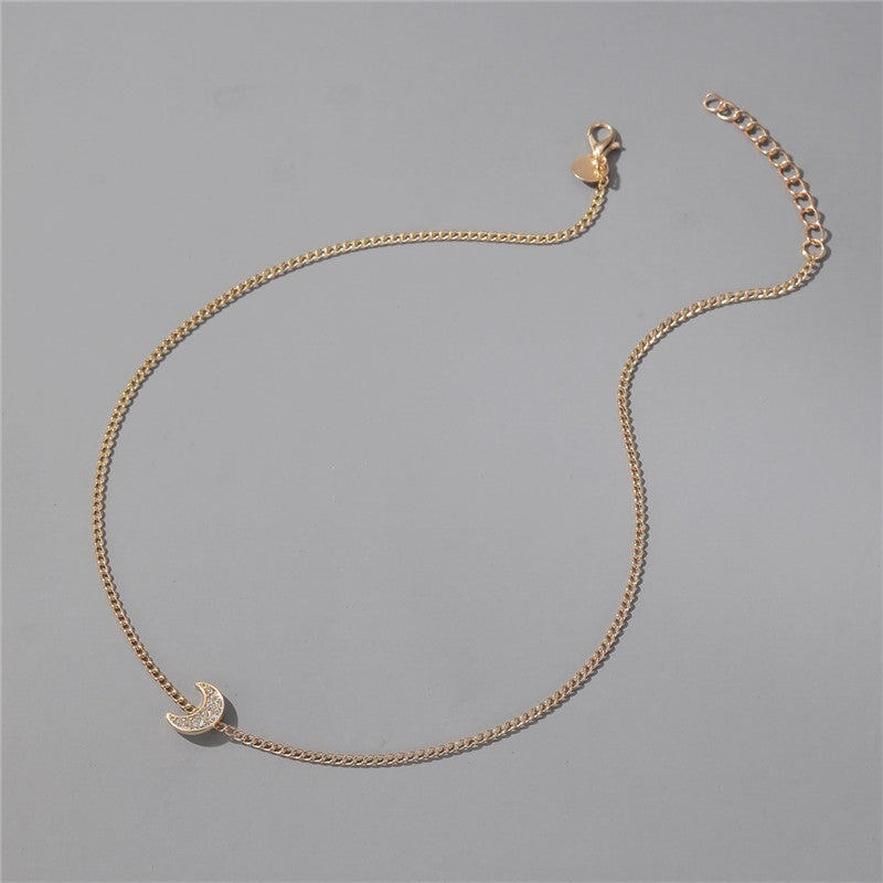 Mori Series All-match Moon Clavicle Chain Pendant Art