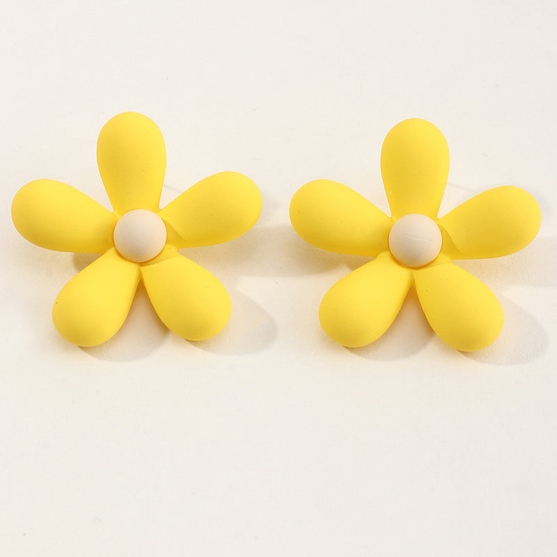 Sweet And Lovely Resin Flower Earrings