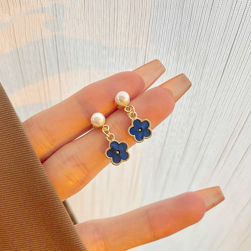 Women's Silver Needle Klein Blue Small Flower Stud Earrings