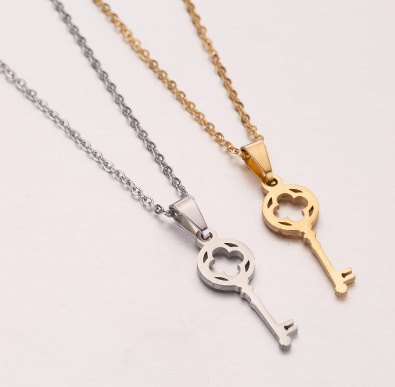 Stainless Steel Temperament Simple Key Clavicle Chain