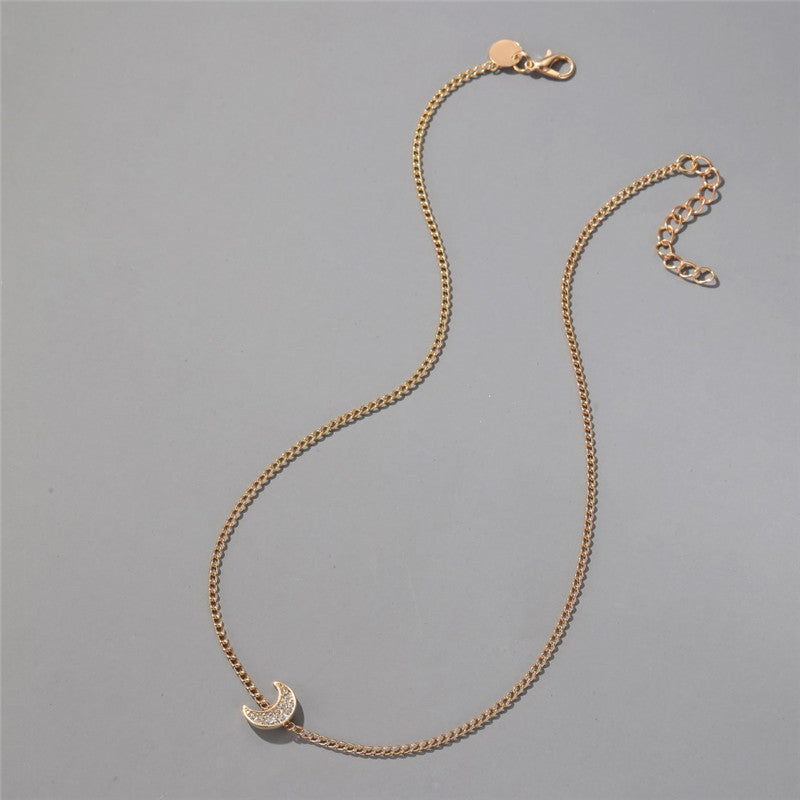 Mori Series All-match Moon Clavicle Chain Pendant Art