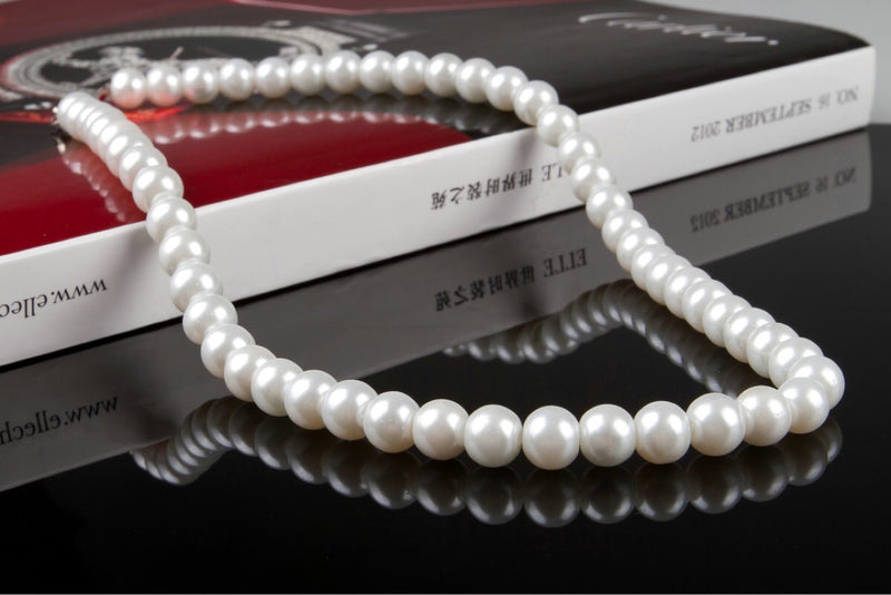 Women's Short White Glass Pearl Necklace Jewelry Costume