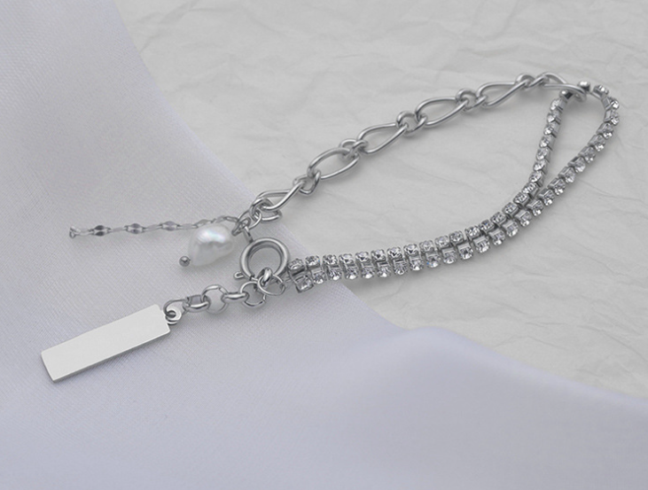 Double Layer Military Pendant with Pearl Bracelet