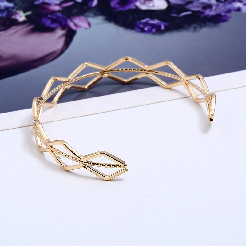 Fashion wild irregular bracelet