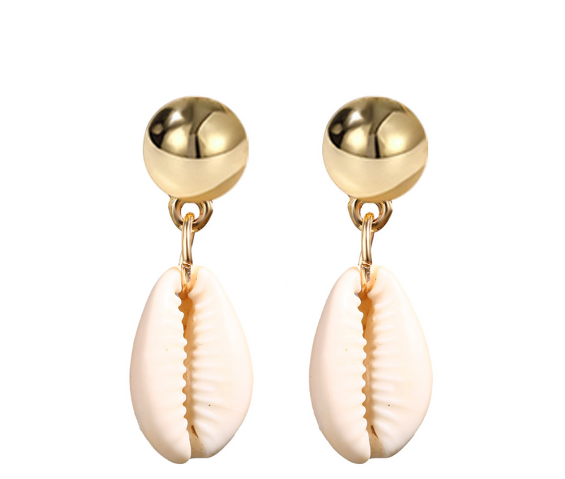 Golden shell earrings