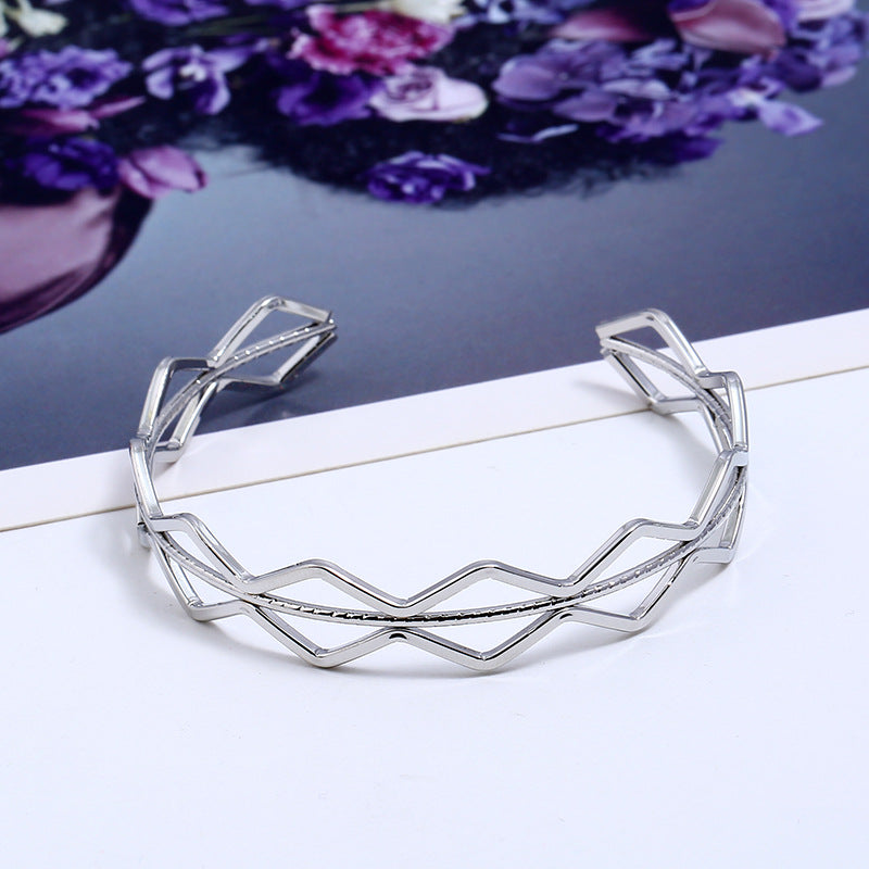 Fashion wild irregular bracelet