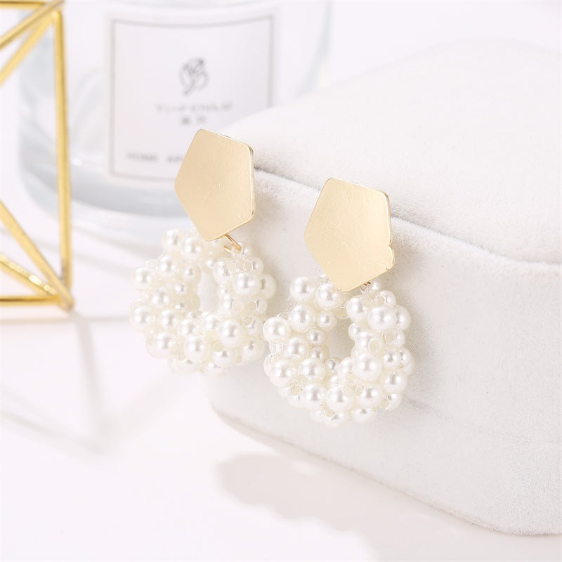 Popular Pearl Earpiece Lovely Geometric Gold Drops