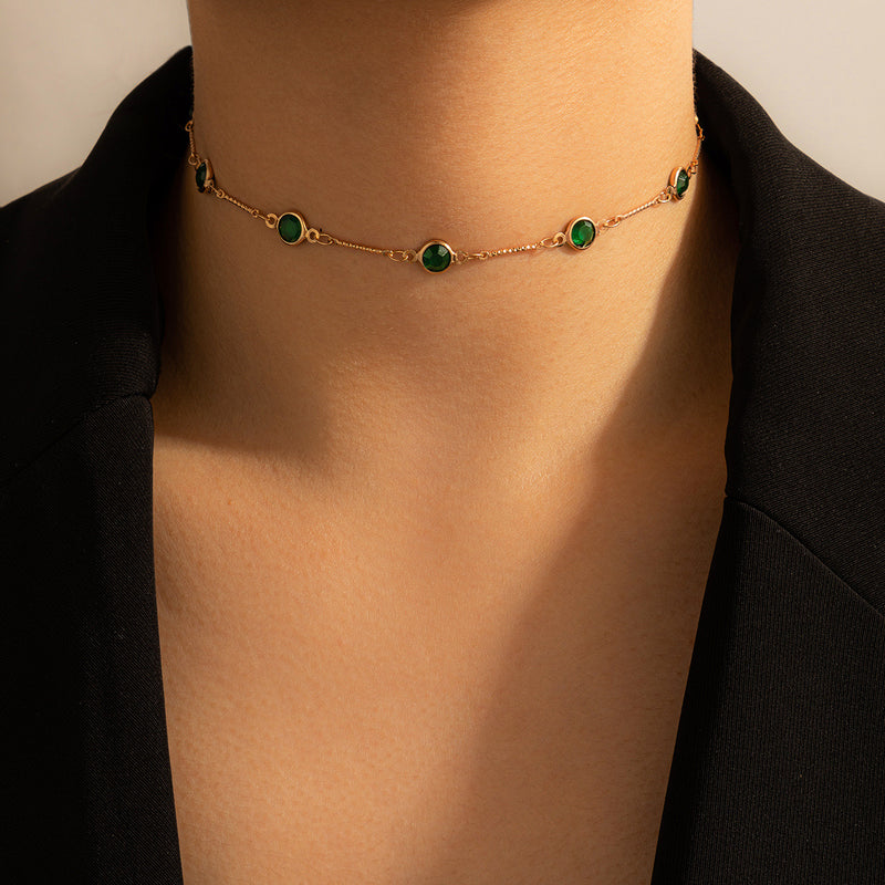 Simple Green Rhinestone Women's Short Single Layer Necklace