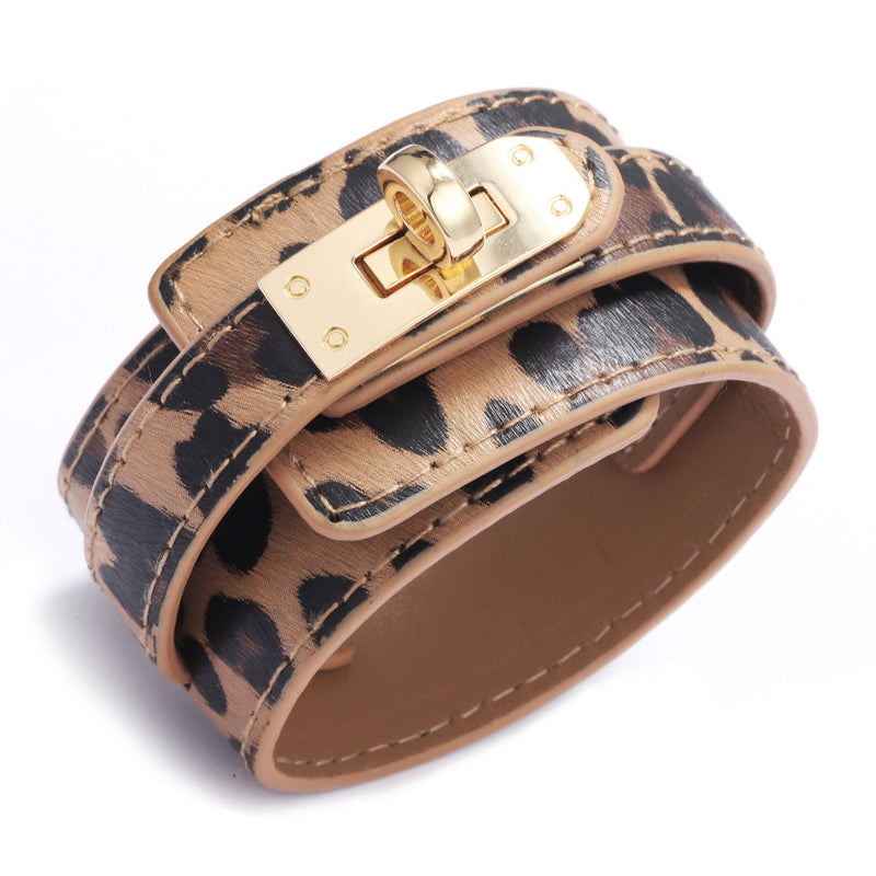 All-match wide leather bracelet