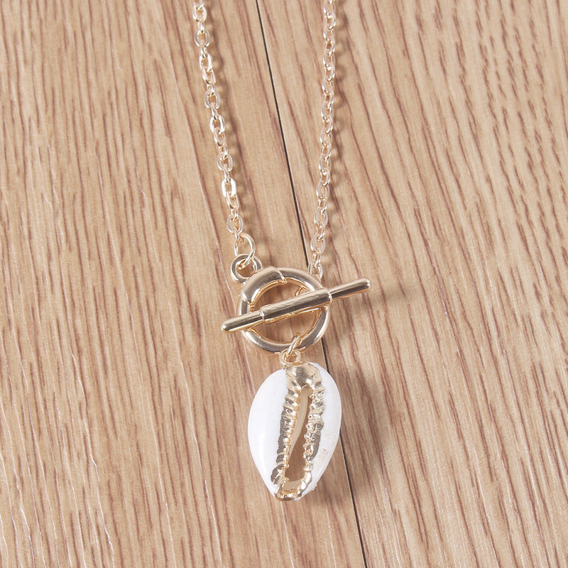 Shell pearl scallop necklace