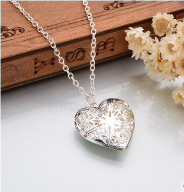 Heart-shaped Love Necklace