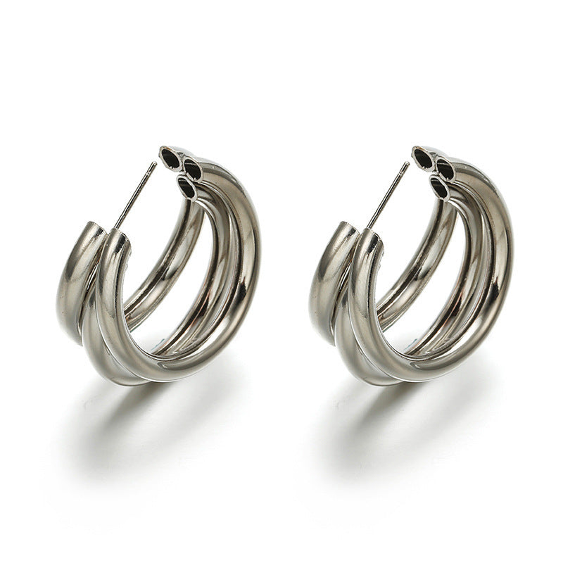 Geometric metal round earrings