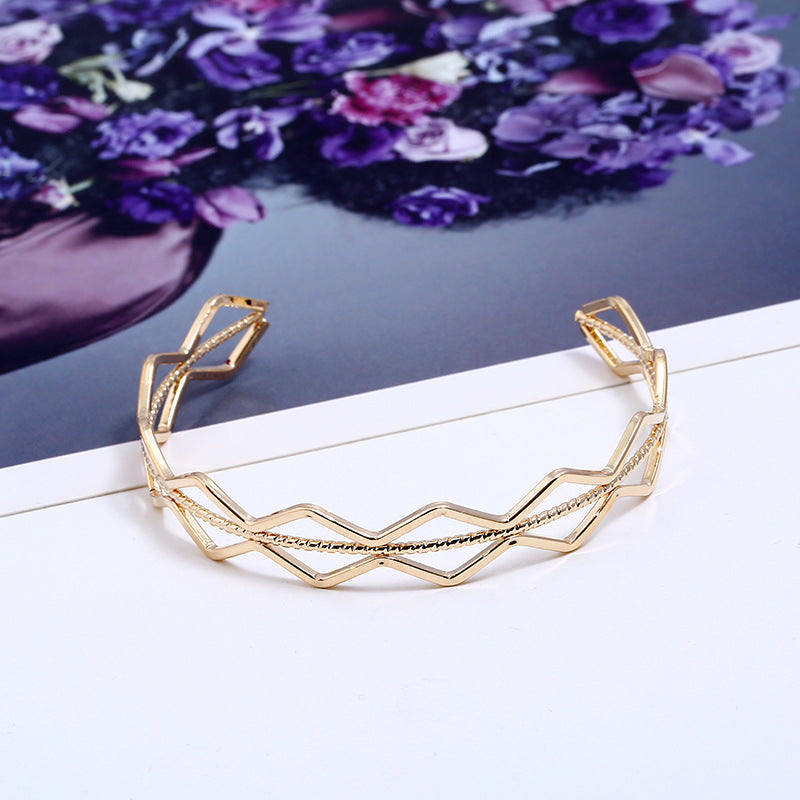 Fashion wild irregular bracelet