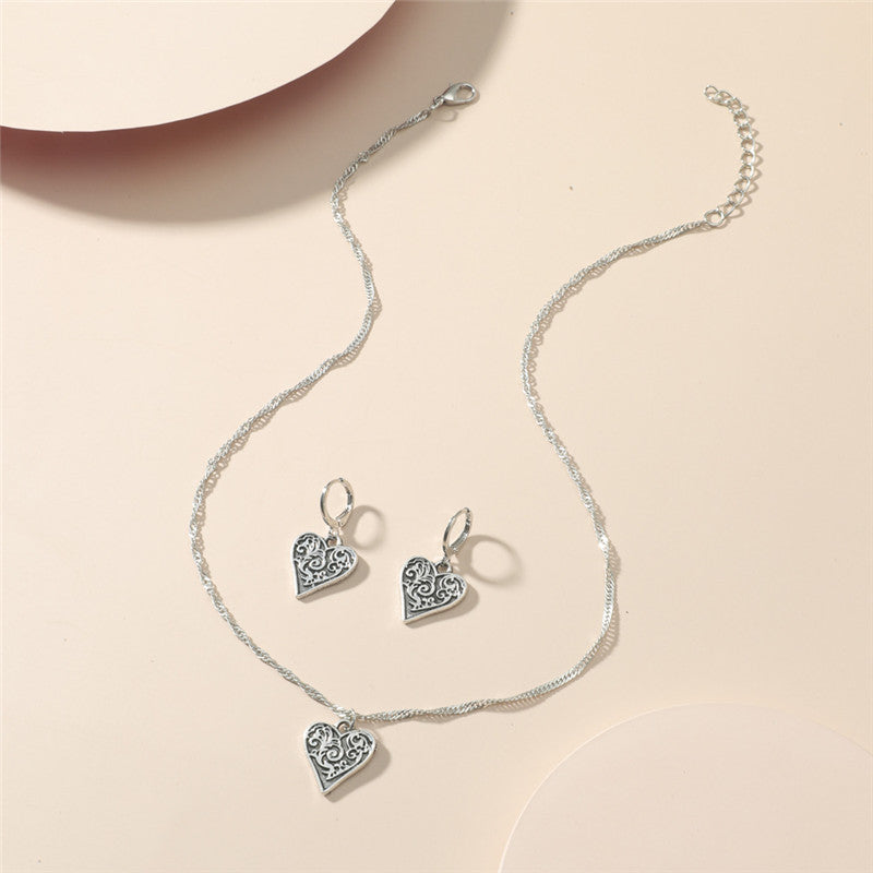 Metal Hollow Peach Heart Pendant 2-piece Set