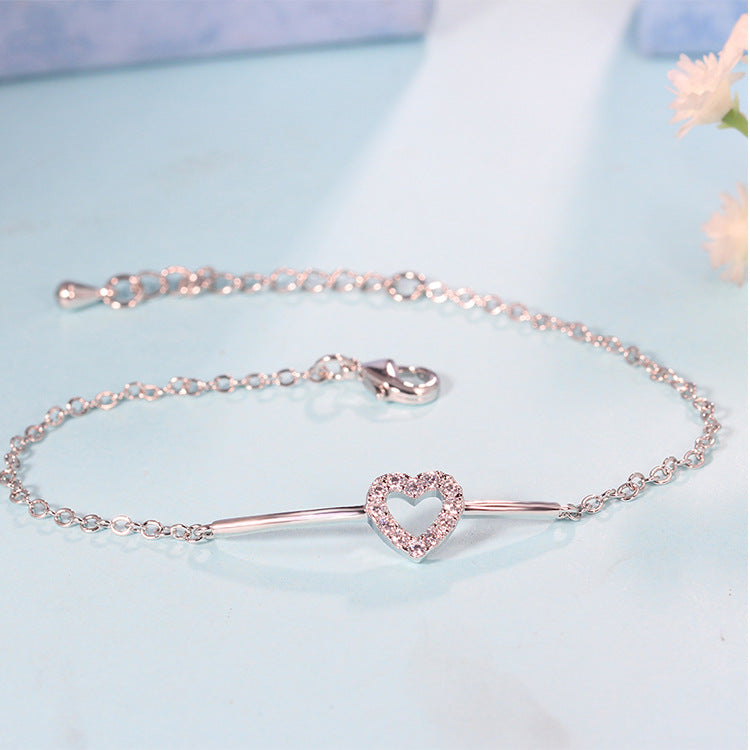 Simple Ladies Fashion Hollow Heart Shaped Crystal Bracelet