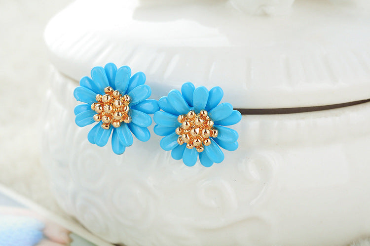 Creative Sweet Little Daisy Alloy Earrings