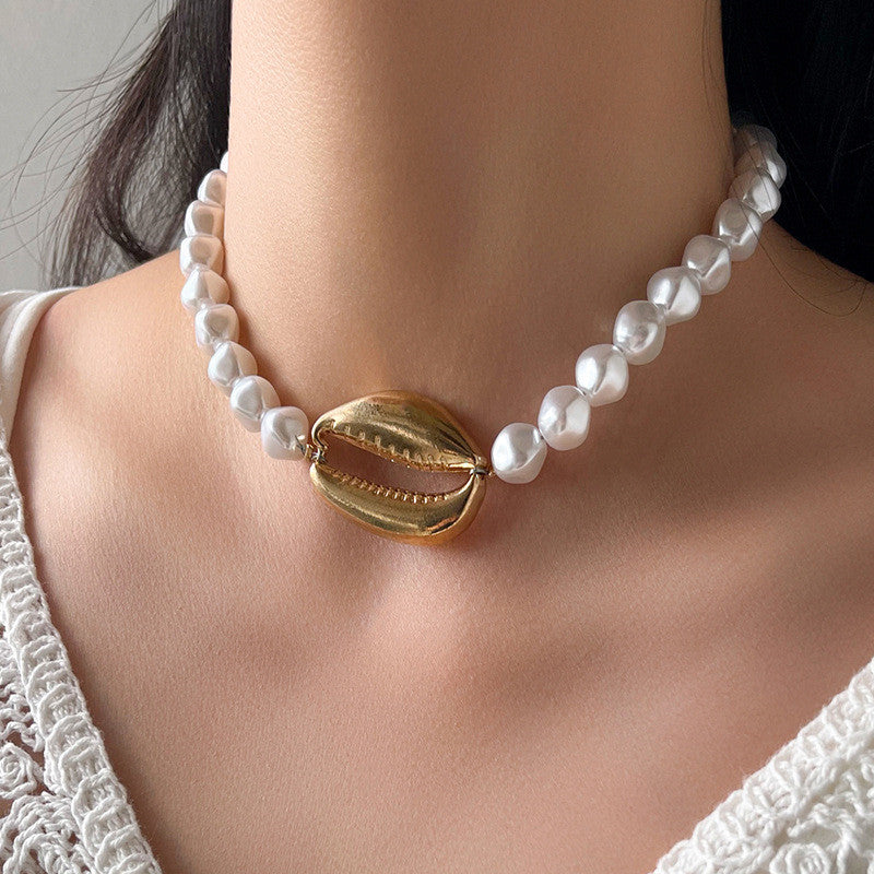 Sherlock Style Exaggerated Pearl Shell Necklace