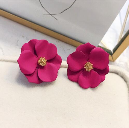 Color Flower Feminine Gentle Pearl Stud Earrings