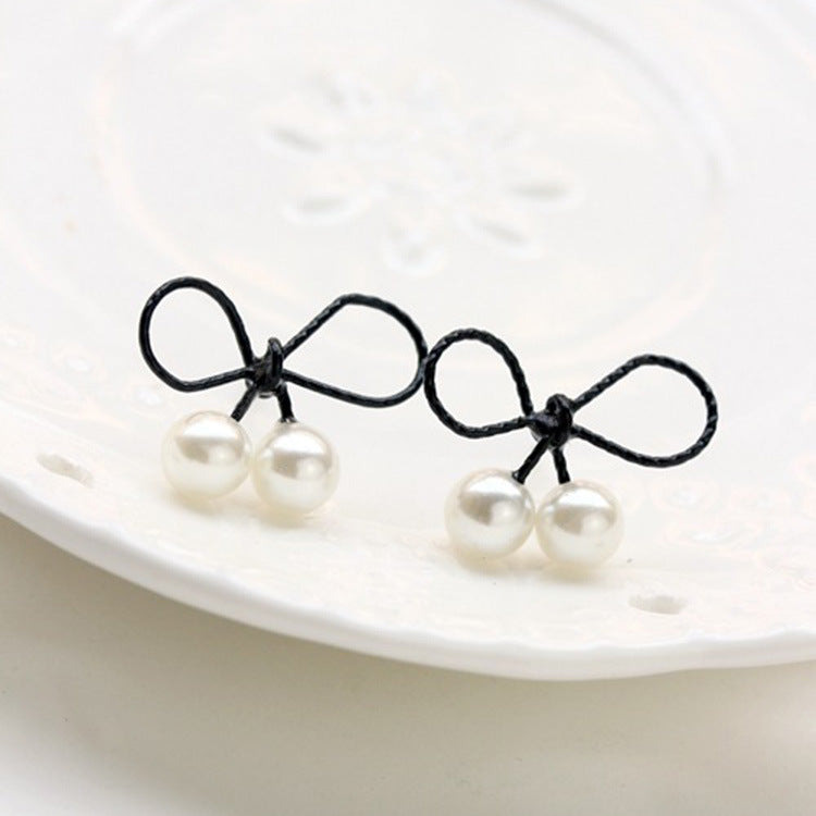 Sweet Black Bow Pearl Earrings