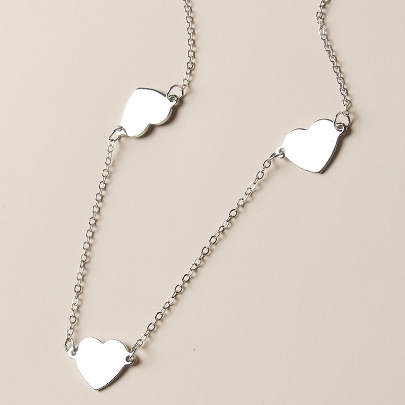 Fashion Personality Heart-Shaped Pendant Necklace Sexy Metal Necklace Women