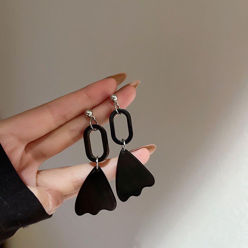 Silver Needle Black Geometric Fishtail Earrings