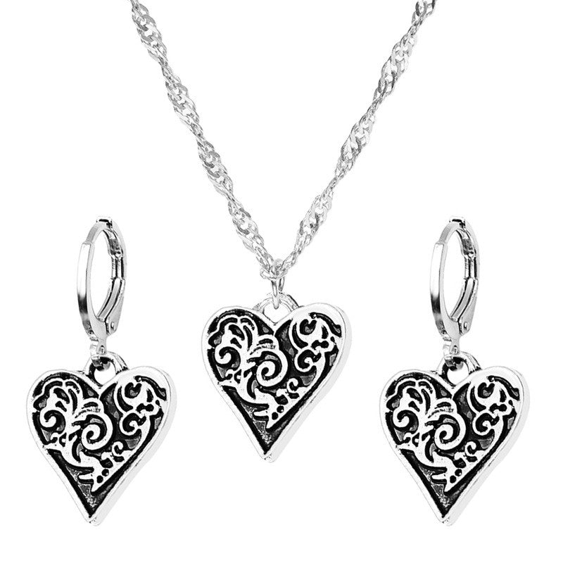 Metal Hollow Peach Heart Pendant 2-piece Set