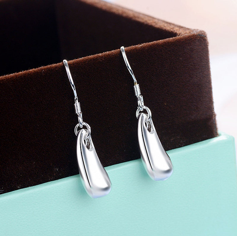 Women's Fashion Silver Waterdrop Shape Earrings