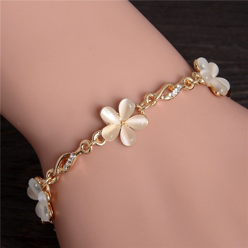 Fashion opal flower stitching bracelet