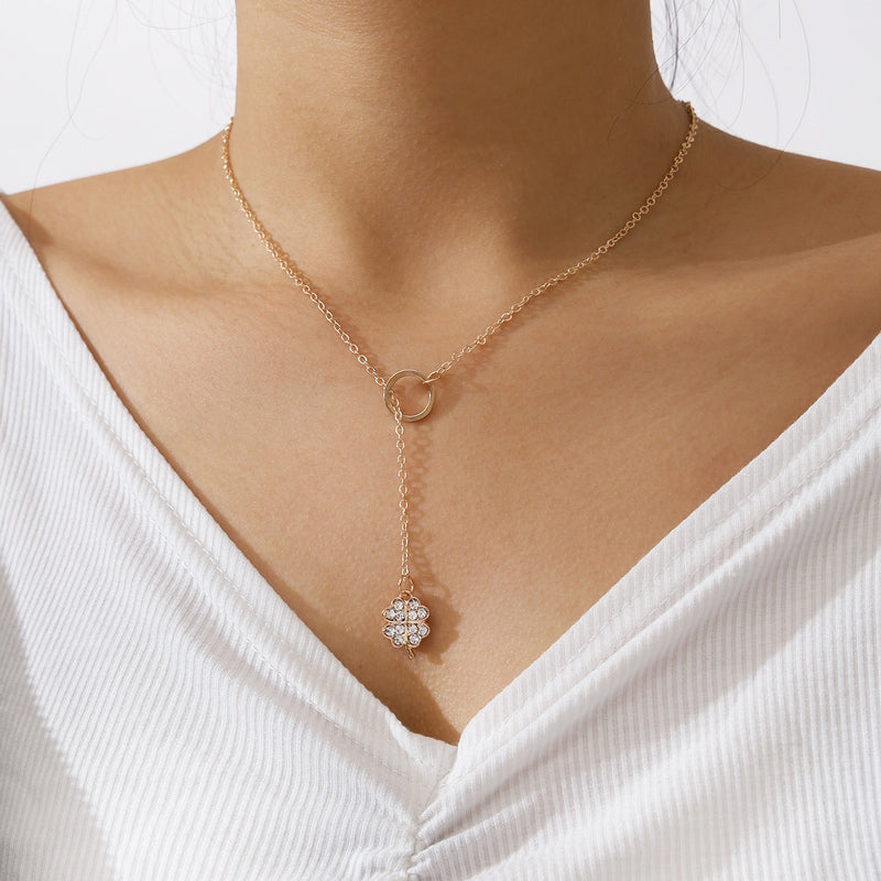 Four-Leaf Clover Circle Neck Chain Clavicle Chain