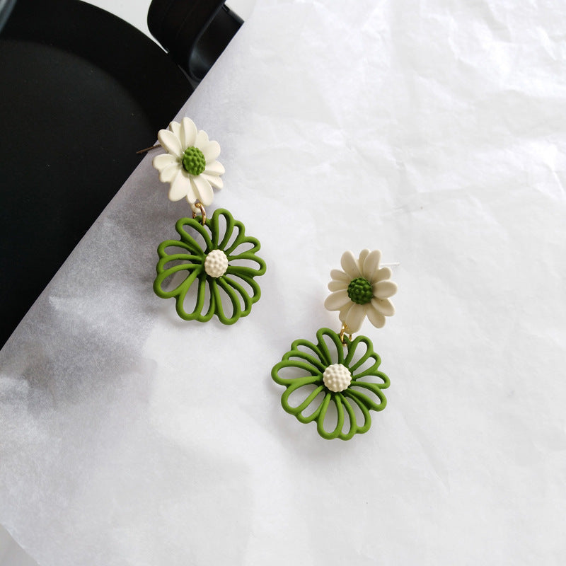 Silver Needle Small Flower Earrings Trendy Temperament Daisy