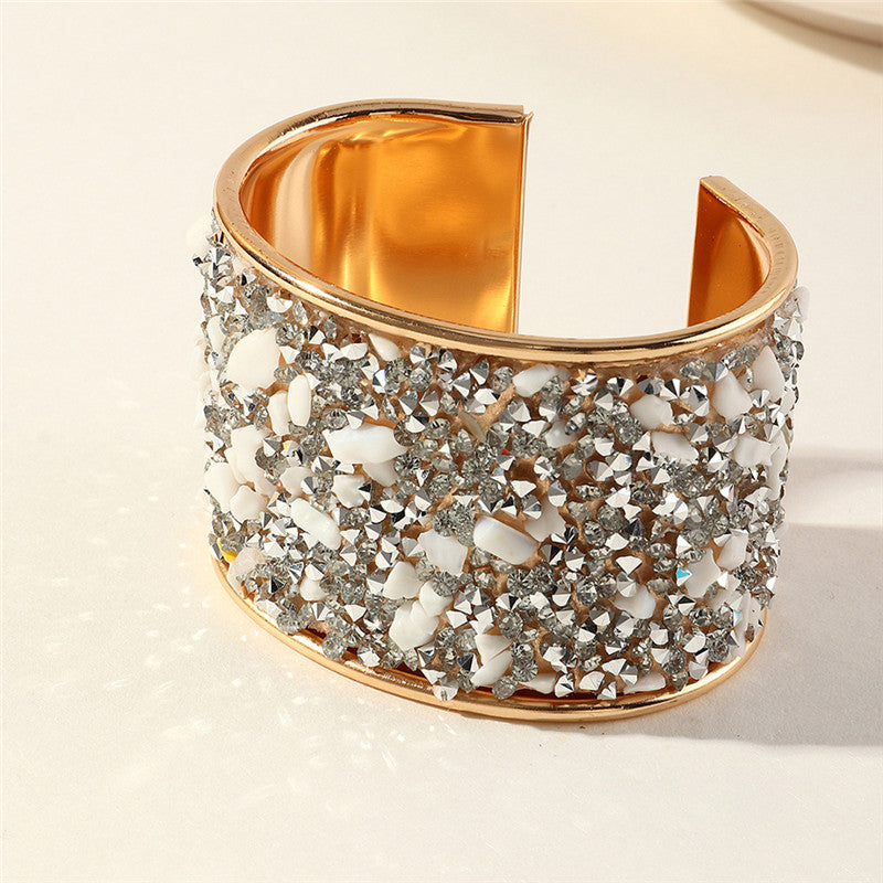 Exaggerated Metal Bracelet With Colored Diamonds And Gravel Bracelet