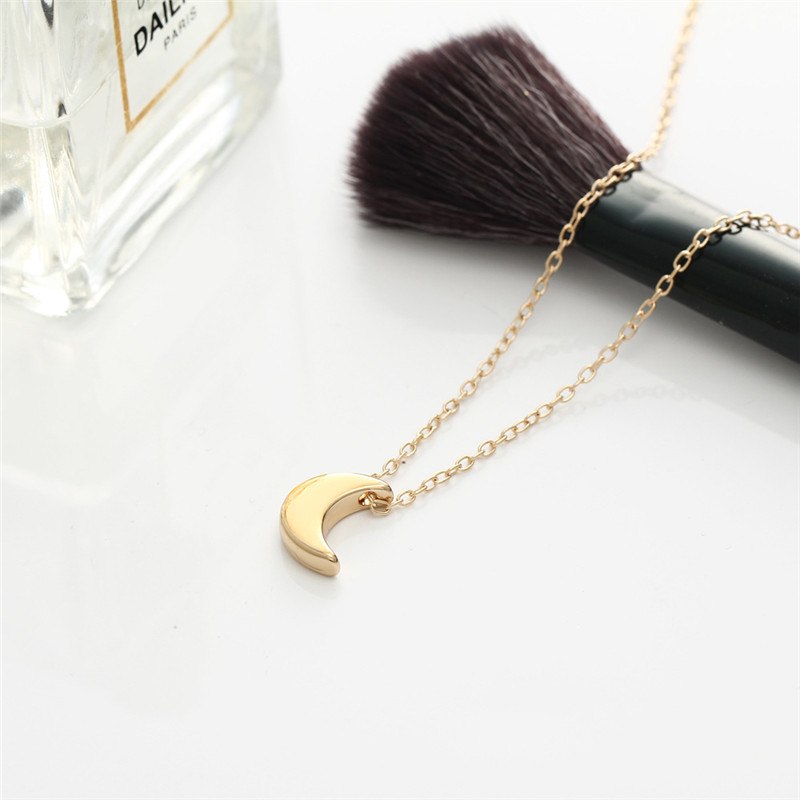 Cute Small Moon Pendant Necklace for Women Gold Color Chain Choker Necklace Bohemian Collar Jewelry Christmas Gift bijoux femme