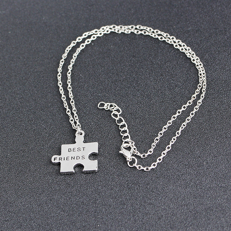 Personality Creative Two-petal Puzzle Pendant Necklace