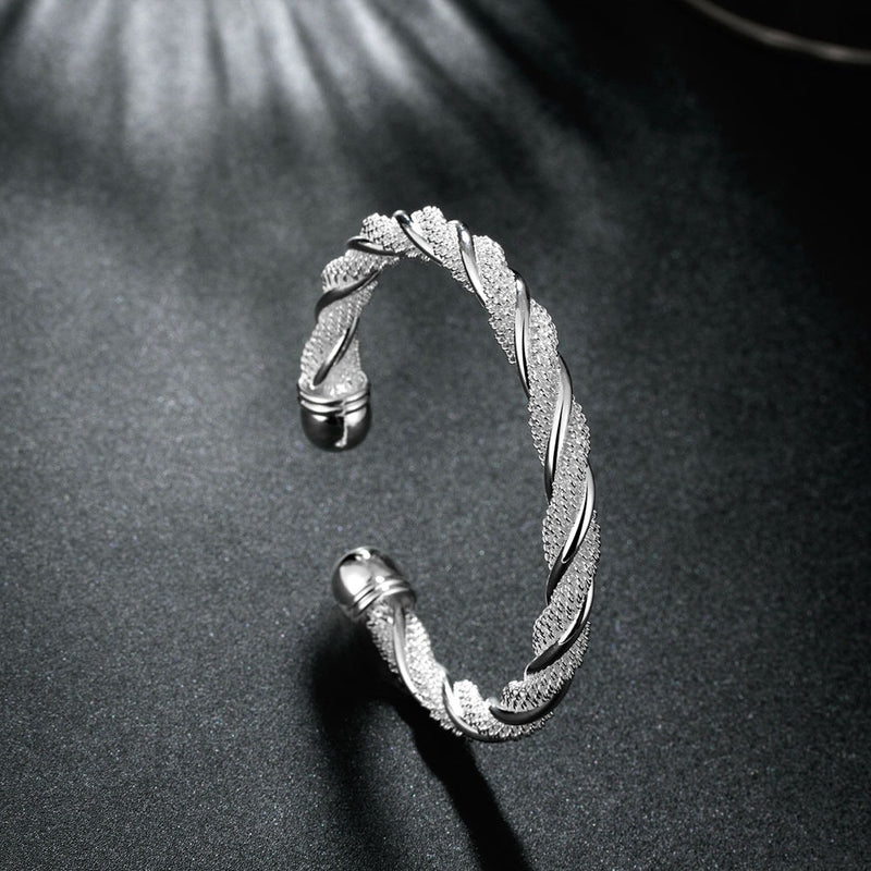 Twisted wire mesh bracelet
