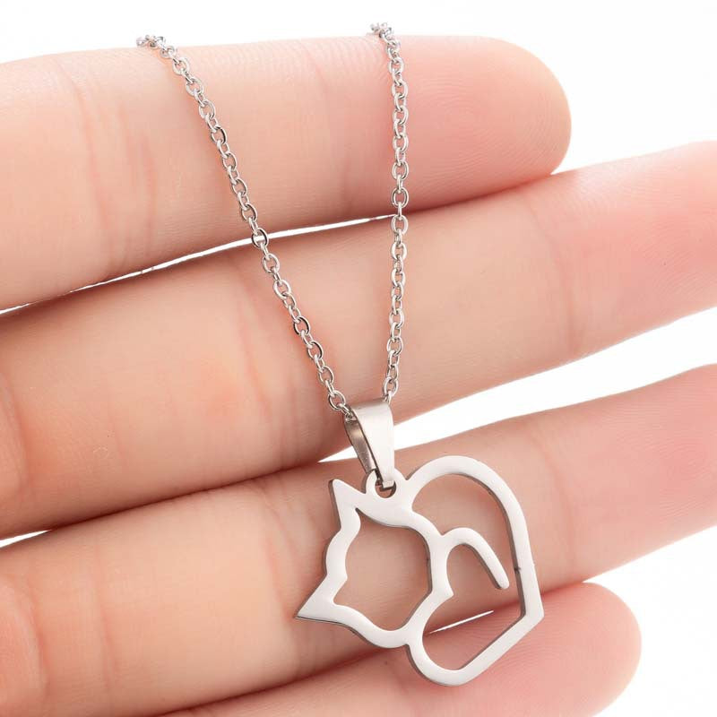 Hollow fox big tail necklace