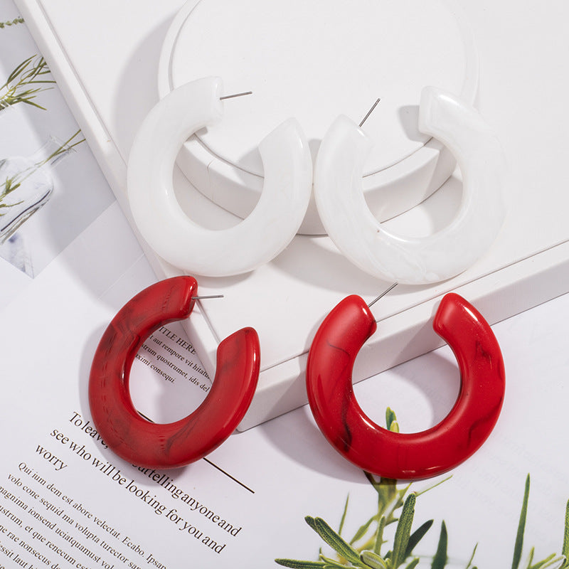 European And American Exaggerated Fashion Acrylic C-shaped Circle Earrings