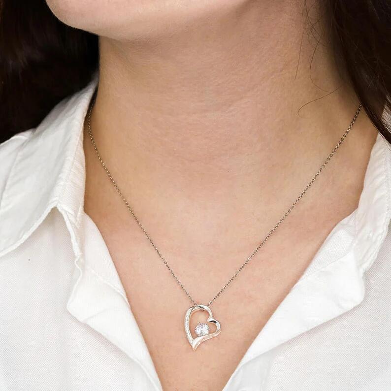 Female Simple Love Pendant Hollow Heart Necklace
